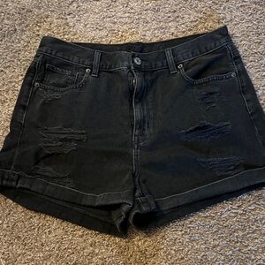 American Eagle black distressed mom short size 10